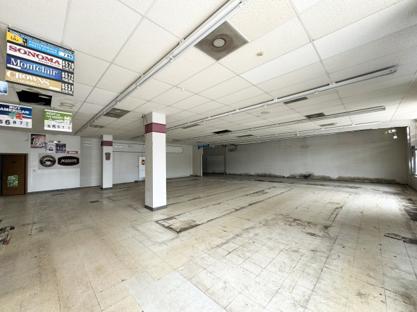 Silver Creek Plaza