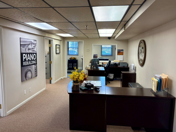 2135 Industrial Pkwy