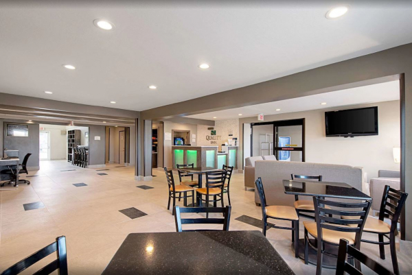 Quality Inn Hotel