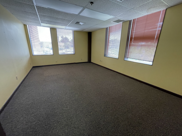 315 - 319 W Jefferson Blvd