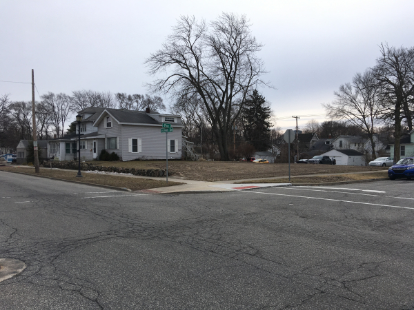 501 & 507 Lincolnway E