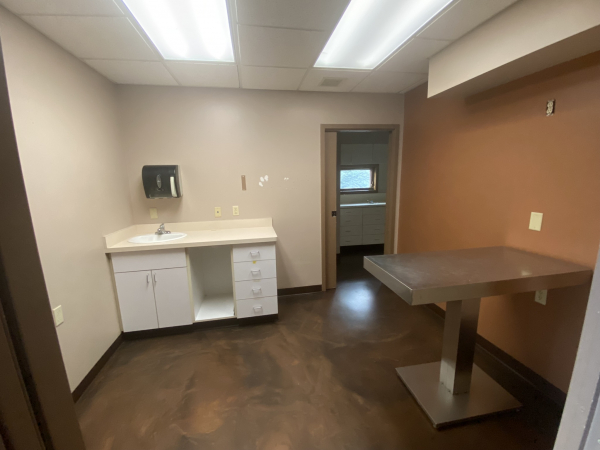 Former Kryder's Vet Clinic