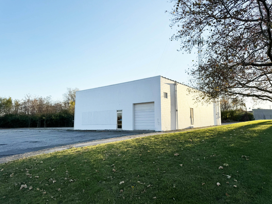 800 Lincolnway East