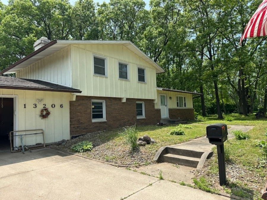 13206 Adams Road