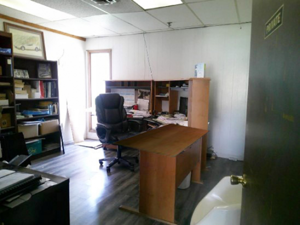 425 Industrial Drive