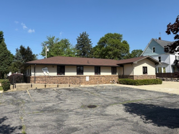1637 Portage Ave