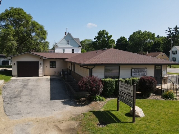1637 Portage Ave