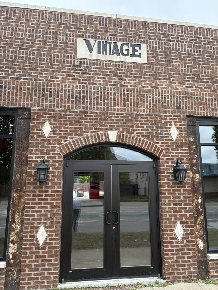 341 - 343 Lincolnway W