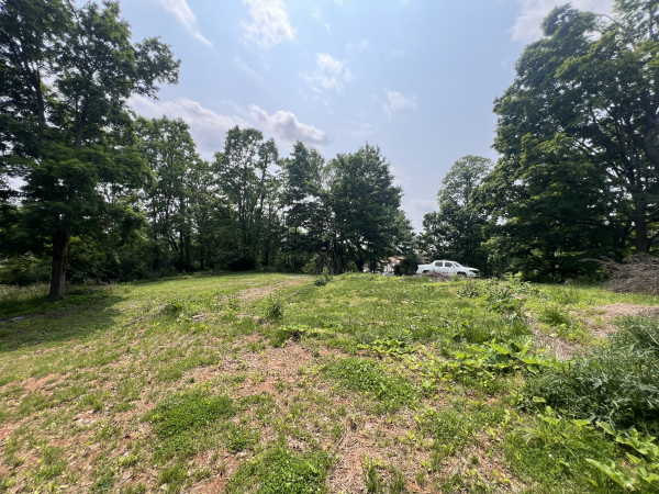 3111 S. Walnut Street Pike