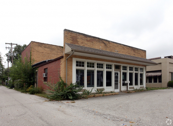 2007 Kossuth St., Lafaette