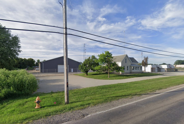 1806 W Winona 