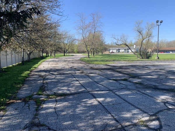 301 W Kieffer Rd