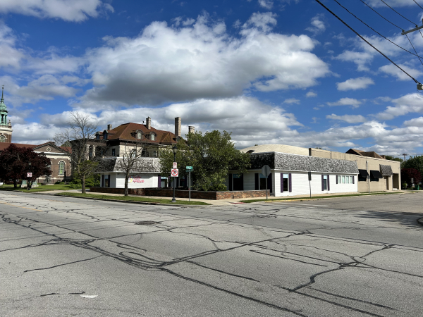 301 Lincolnway E