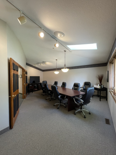 1448 Lincolnway E